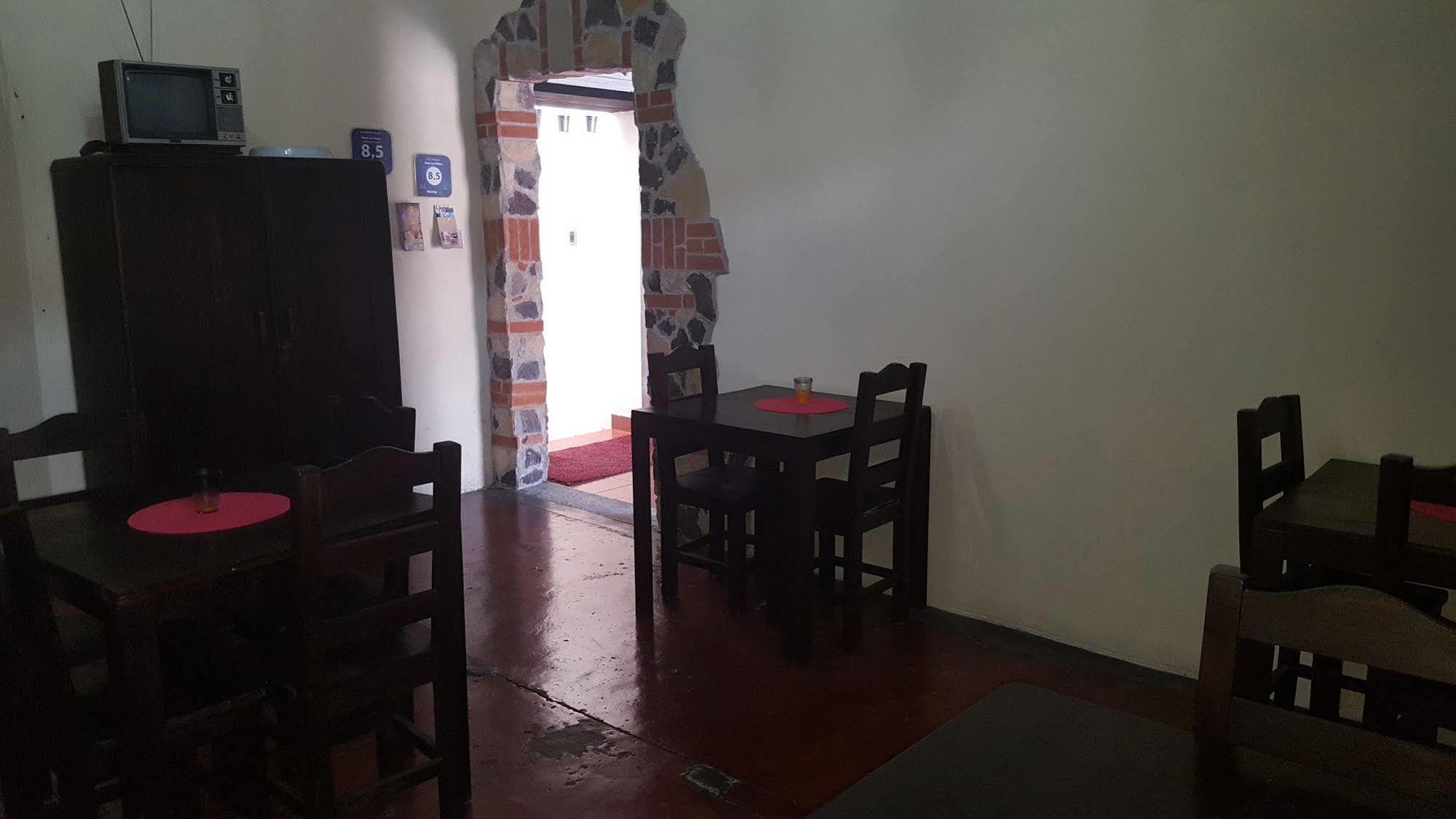 Hotel Las Piletas Антигуа-Гватемала Экстерьер фото
